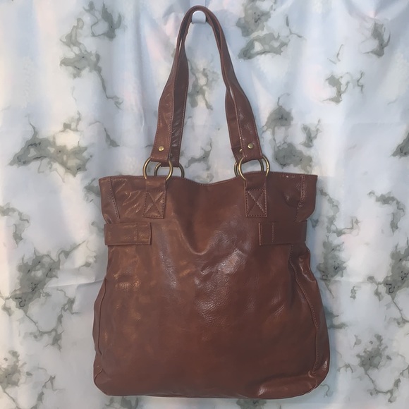 🎒 Brown Leather Like Shoulder Bag with Pockets and Buckles - Picture 4 of 11